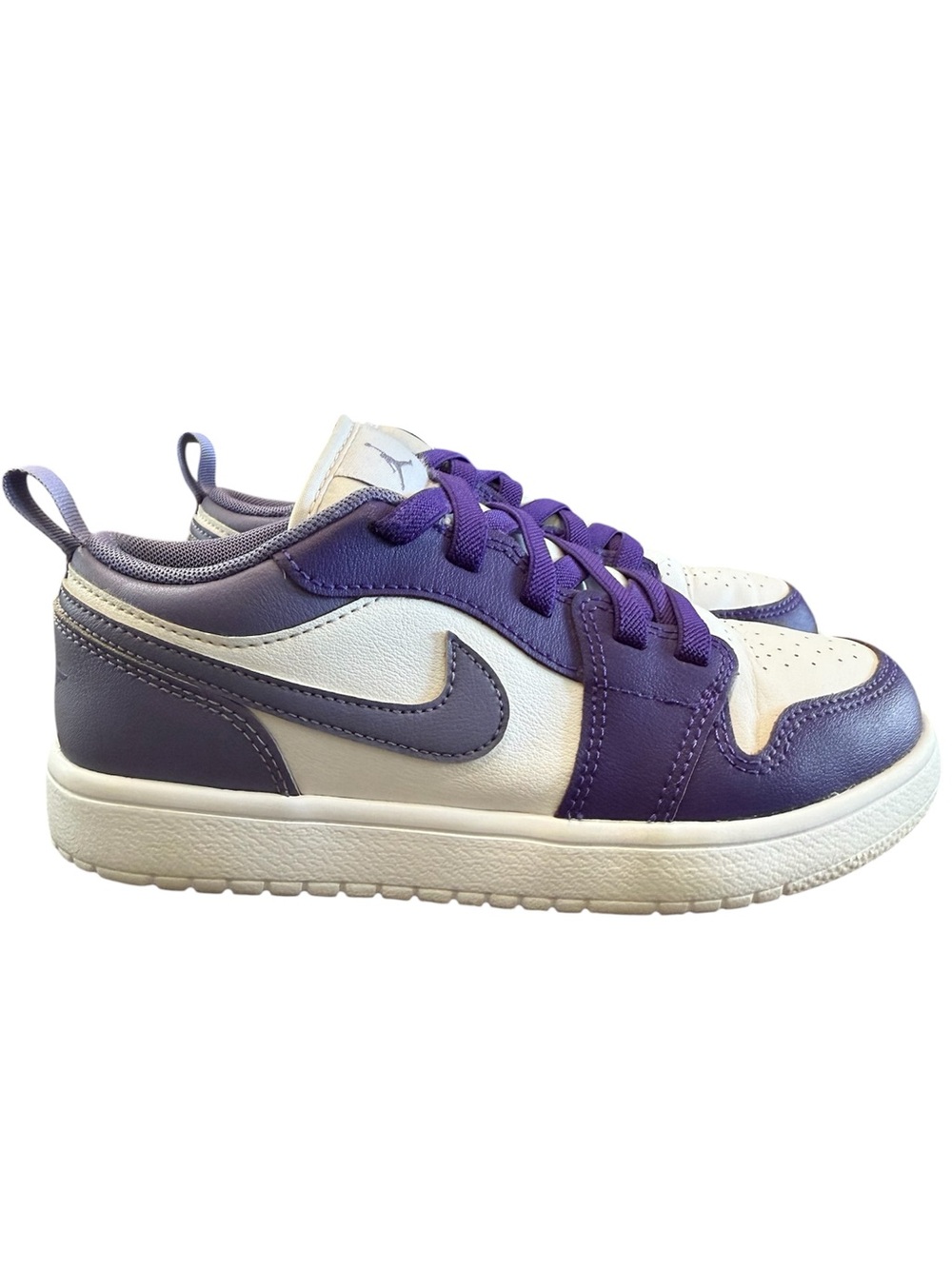 Kids size 2 Jordan 1 Alt